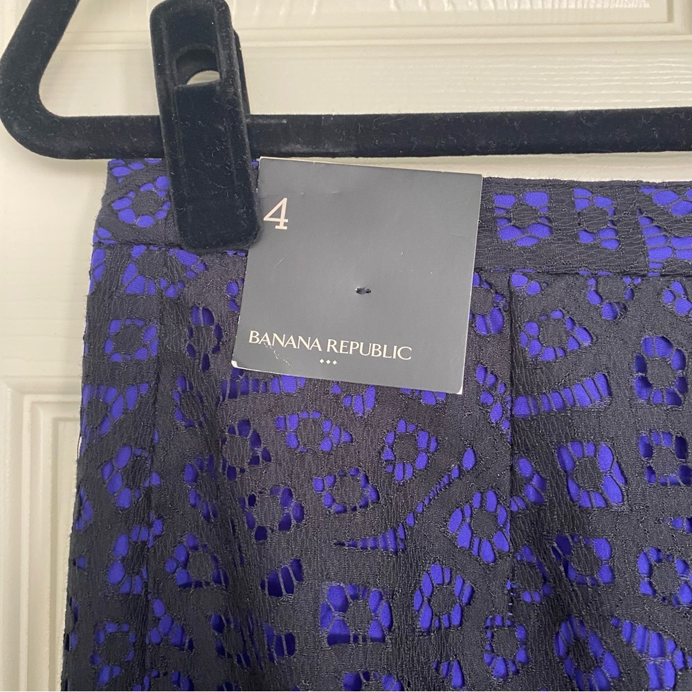 Banana Republic Factory Lace Pencil Skirt Black Purple NWT Size 4 Floral Lined - Picture 4 of 10